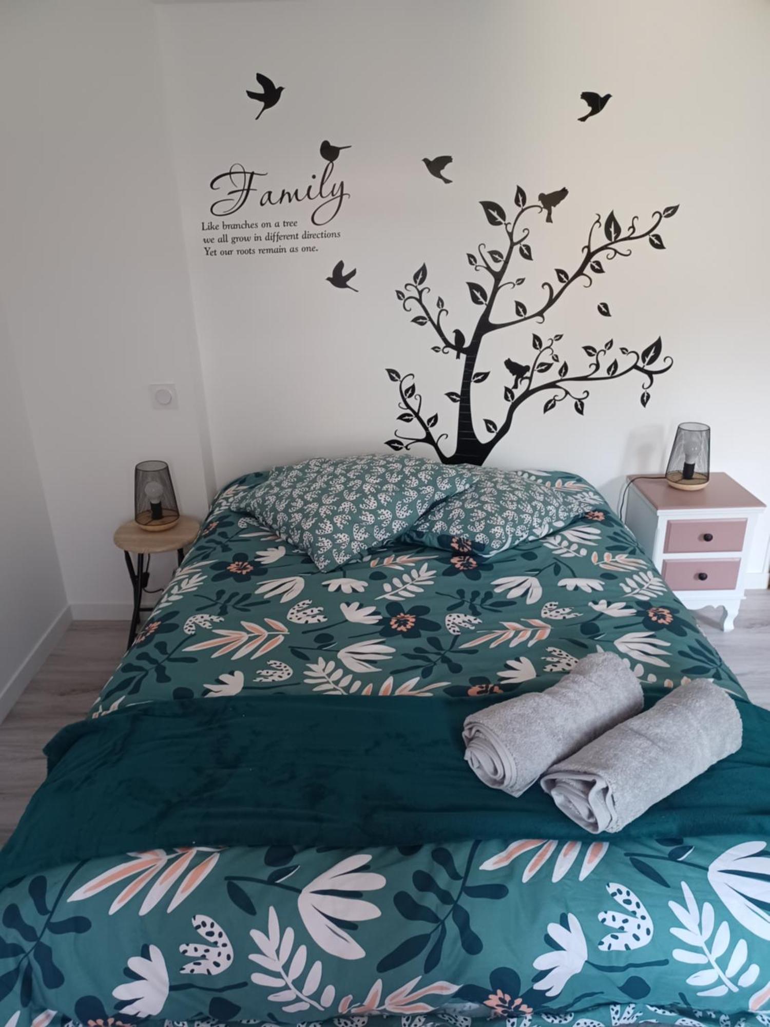 Duplex Cosy Et Douillet Apartman Ernée Kültér fotó